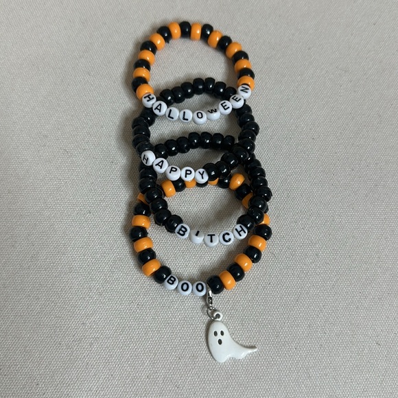 NWT 4 Handmade Halloween Bracelet Set Boo  Happy Halloween With Ghost Charm - Picture 7 of 7